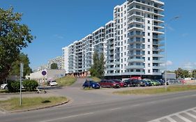Apartament Sea Waves With Park View By Noclegi Renters